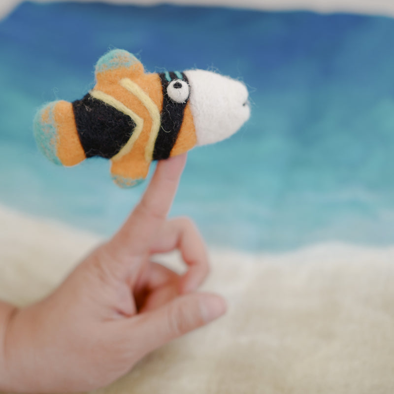 Reef Triggerfish, Felt Reef Fish, Felt Fish Toy, Felt Animal Finger Puppet, Tropical Fish Toy, Play Planet Eco-friendly educational toy, Handmade Gift Shop. 