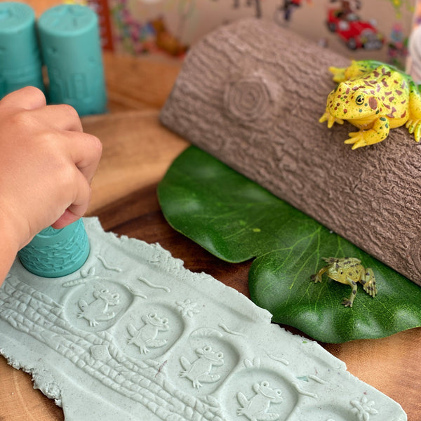 Let’s Roll – Nursery Rhymes Play Dough Roller and Stamp Set by Yellowdoor | Play Planet