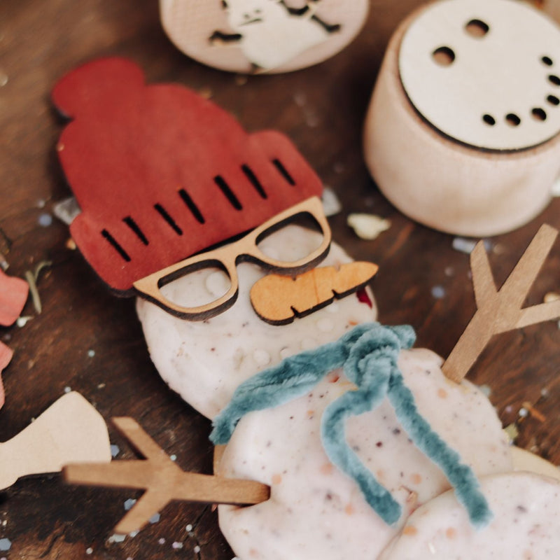 Build a Snowman Winter Play Kit