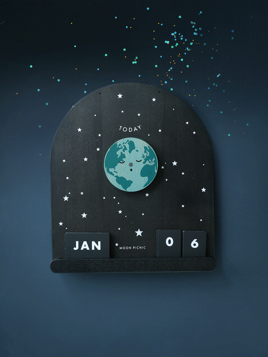 Moon Picnic Me & The Moon | Moon Phase Calendar – Play Planet