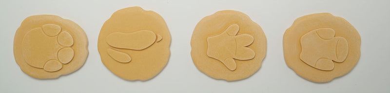 Safari Animals Footprints Pebbles - Outdoor or Indoor Stamping and rubbing stones Yellodoor playdough stamp by play planet